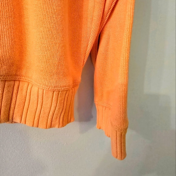 Tommy Bahama pull over sweater - Picture 5 of 11